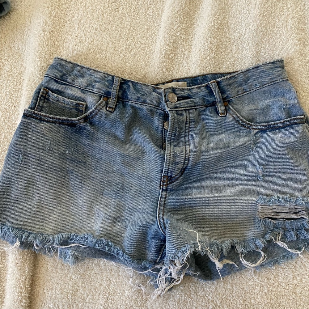 Stylish Blue Denim Women's Shorts